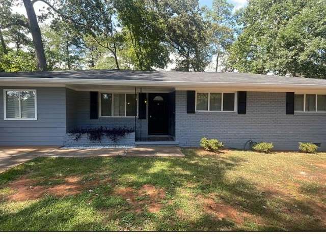 Property at 3956 Kirksford Dr, Decatur, GA 30035, 4 beds, 2 baths