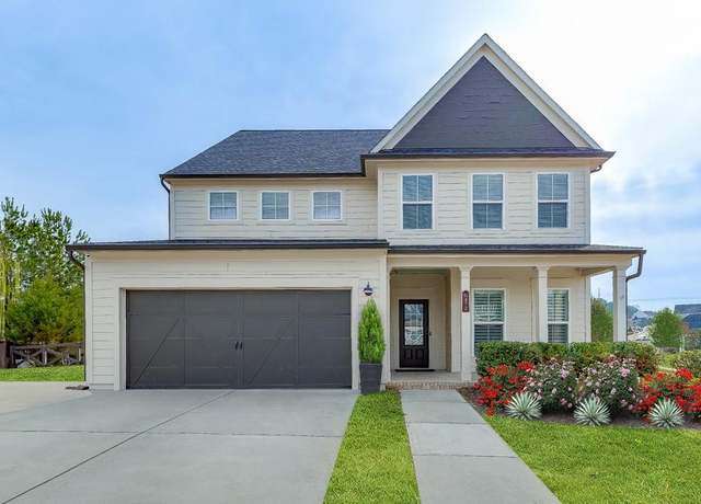Property at 6472 Hickory Branch Dr, Hoschton, GA 30548, 5 beds, 4 baths