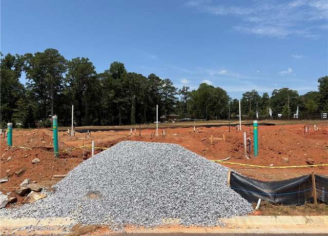 Property at 6348 Towhee Way, Morrow, GA 30260, 4 beds, 2.5 baths