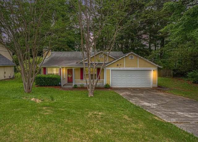 Property at 2631 Rolling Hills Way, Conyers, GA 30094, 3 beds, 2 baths