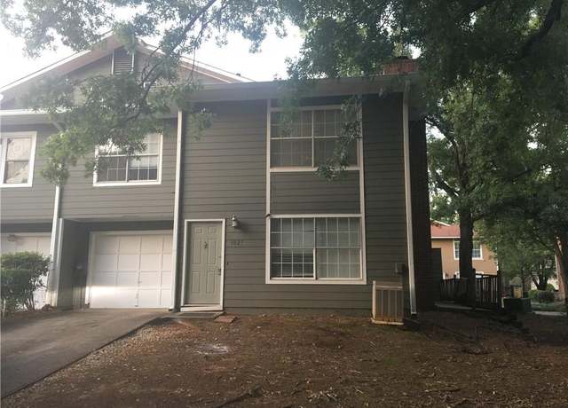 Property at 1027 Mansfield Ct, Norcross, GA 30093, 3 beds, 2.5 baths