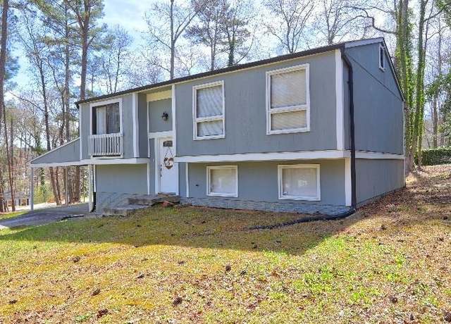 Property at 3576 Shrewsbury Ct, Snellville, GA 30039, 4 beds, 2 baths