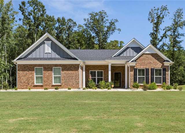 Property at 125 W Pier Way, Fayetteville, GA 30214, 3 beds, 3 baths