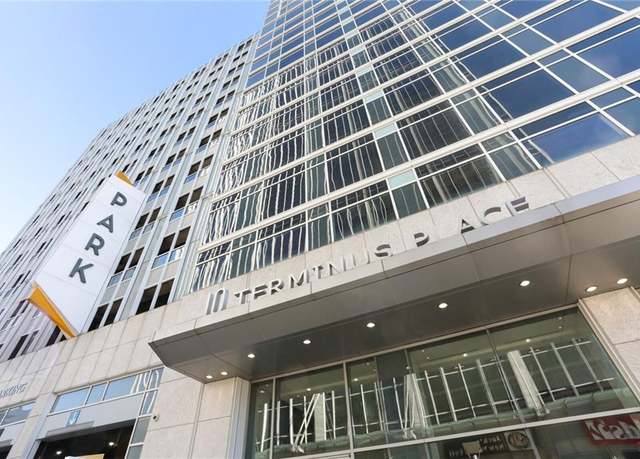 Property at 3325 Piedmont Rd NE #1502, Atlanta, GA 30326, 2 beds, 3 baths