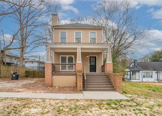 Property at 3040 Washington Rd, Atlanta, GA 30344, 3 beds, 2.5 baths