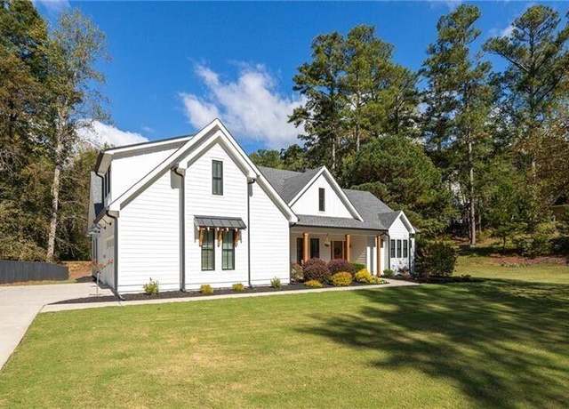 Property at 9770 Coleman Rd, Roswell, GA 30075, 4 beds, 3 baths