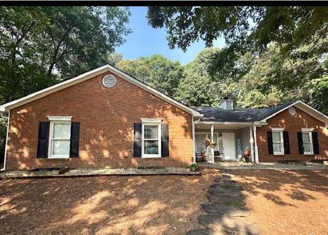 Property at 4180 Gables Pl, Buford, GA 30519, 3 beds, 2 baths