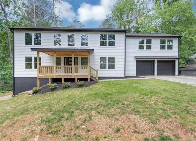 Property at 212 Lake Forest Dr, Acworth, GA 30102, 4 beds, 2.5 baths