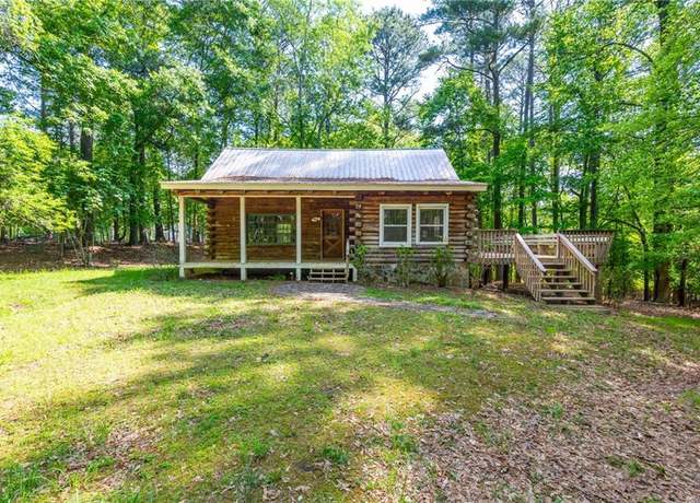 Property at 1615 Hilltop Ct, Woodstock, GA 30188, 2 beds, 1.5 baths