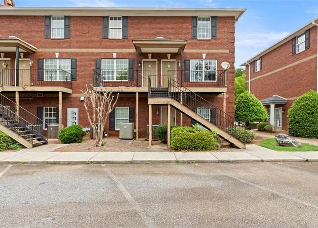 Property at 105 Whitehead Rd #17, Athens, GA 30606, 2 beds, 2.5 baths