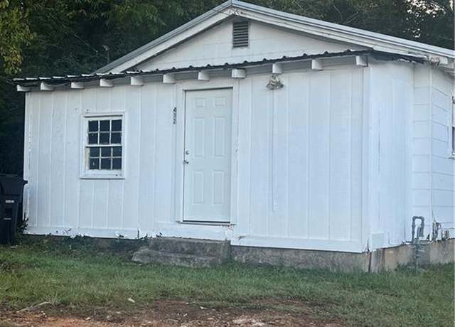 Property at 412 E 12th St, Rome, GA 30161, 2 beds, 1 bath