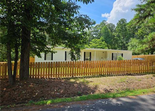 Property at 33 Cedar Ln NW, Rome, GA 30165, 3 beds, 2 baths