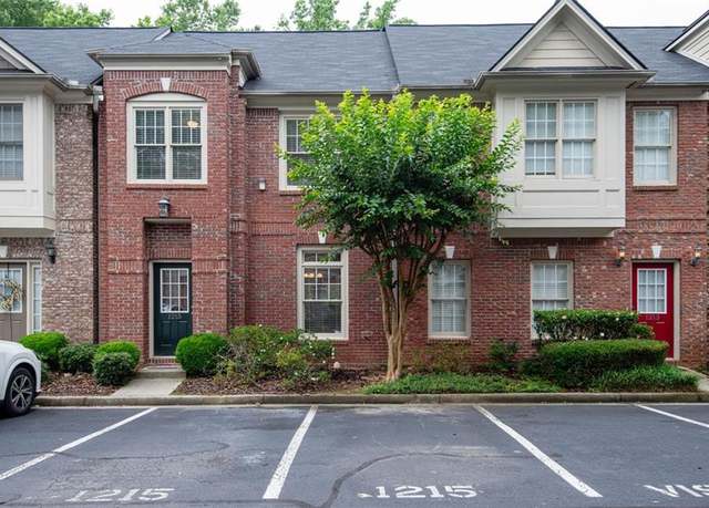 Property at 1215 Harris Commons Pl, Roswell, GA 30076, 3 beds, 2.5 baths