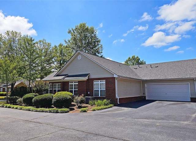Property at 3792 Villa Springs Cir, Powder Springs, GA 30127, 3 beds, 2 baths
