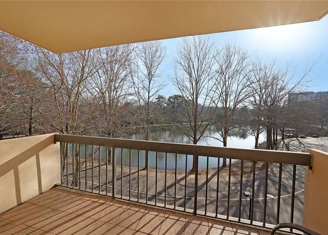 Property at 1800 Clairmont Lk #326, Decatur, GA 30033, 1 bed, 1 bath