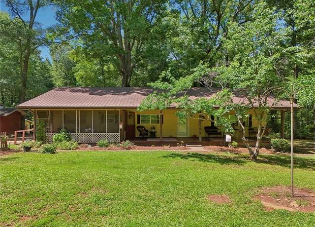 Property at 293 Timber Ridge Dr, Athens, GA 30607, 4 beds, 2 baths