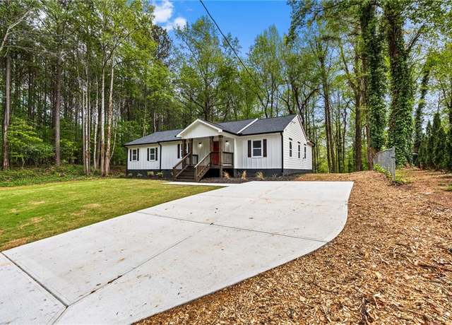 Property at 2798 Hutchins Rd, Lawrenceville, GA 30044, 4 beds, 2.5 baths