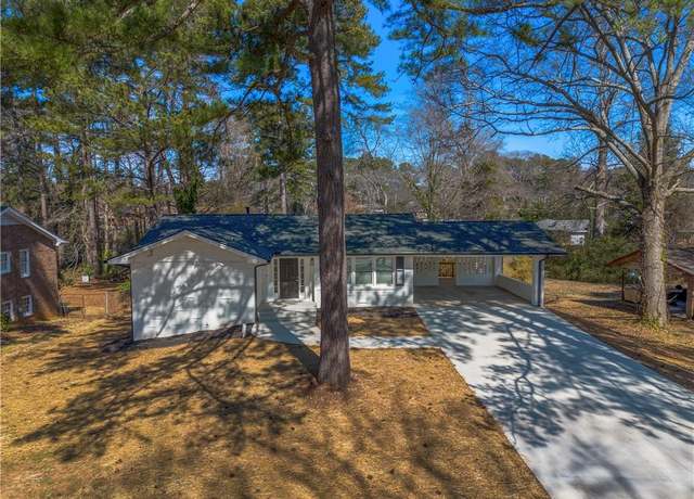 Property at 1890 Carla Dr, Morrow, GA 30260, 5 beds, 3 baths