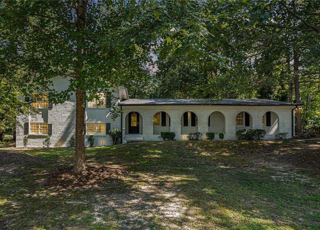 Property at 2544 Peyton Woods Trl SW, Atlanta, GA 30311, 5 beds, 2 baths