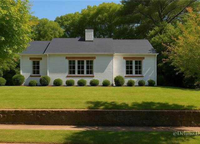 Property at 458 Shannon Dr SW, Atlanta, GA 30310, 5 beds, 3 baths