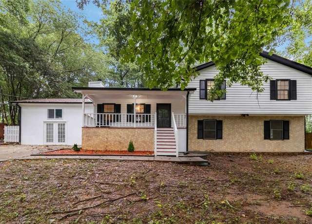 Property at 488 Russell Rd, Lawrenceville, GA 30043, 5 beds, 3 baths