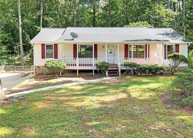 Property at 3333 Pinta Way, Douglasville, GA 30135, 3 beds, 2 baths