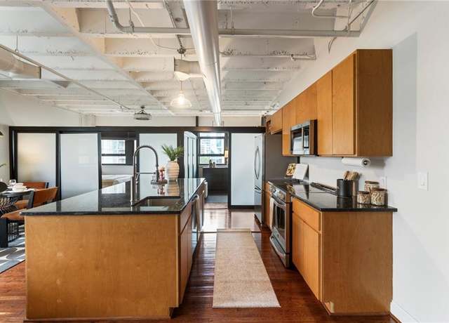 Property at 878 Peachtree St NE #704, Atlanta, GA 30309, 2 beds, 1 bath
