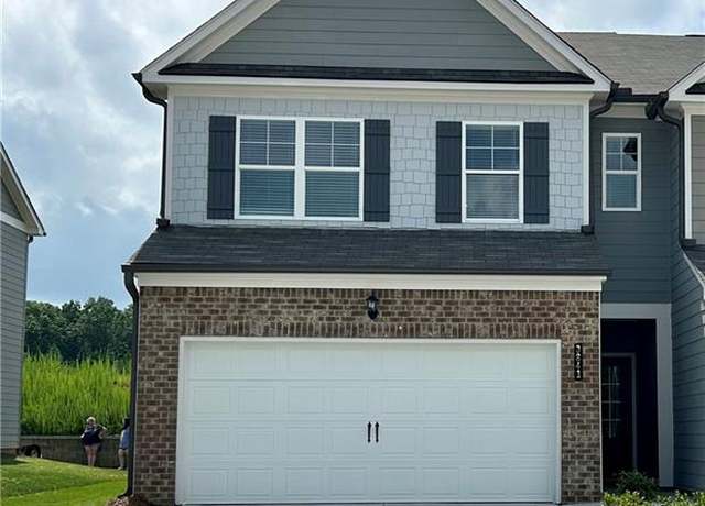 Property at 3841 Billabong Trl, Gainesville, GA 30506, 3 beds, 2.5 baths