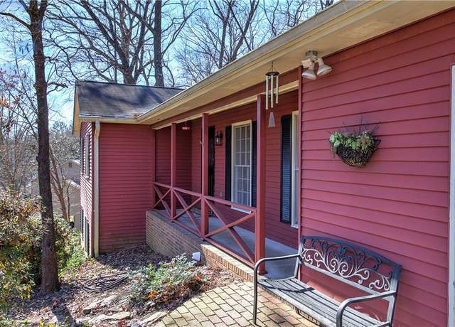 Property at 731 Willow Ridge Dr, Marietta, GA 30068, 4 beds, 2.5 baths