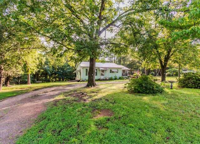 Property at 6494 Hwy 124, Hoschton, GA 30548, 2 beds, 1 bath