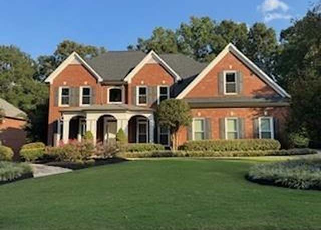 Property at 767 Vinings Estates Dr SE, Smyrna, GA 30126, 4 beds, 4.5 baths
