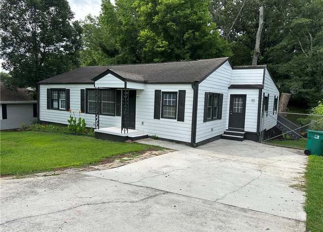 Property at 1298 Belmont Ave SE, Smyrna, GA 30080, 4 beds, 2 baths