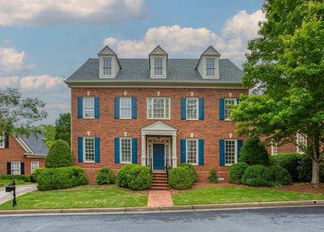 Property at 3499 Paces Ferry Cir SE, Smyrna, GA 30080, 4 beds, 4.5 baths