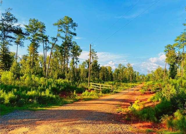 Property at 1374 Hopewell Rd, Forsyth, GA 31029