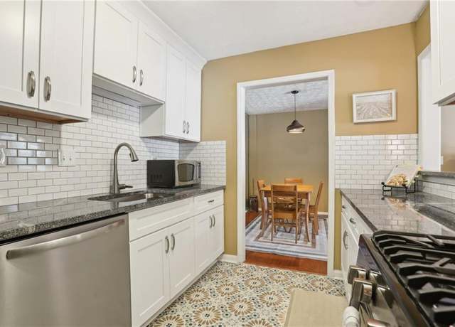 Property at 101 Natchez Trce, Atlanta, GA 30350, 2 beds, 2 baths