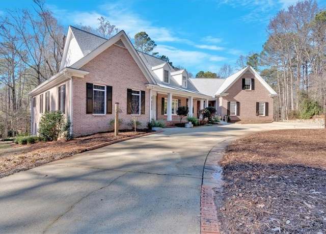 Property at 239 Trail Rd NW, Marietta, GA 30064, 5 beds, 5.5 baths