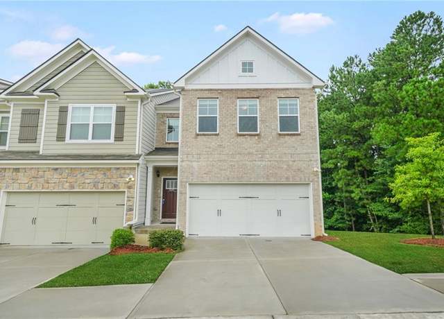 Property at 7695 Baron Rd, Fairburn, GA 30213, 3 beds, 2 baths