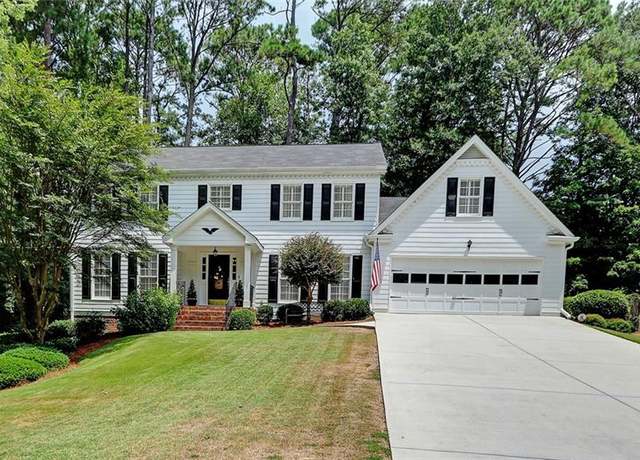Property at 369 William Ivey Rd SW, Lilburn, GA 30047, 4 beds, 2.5 baths