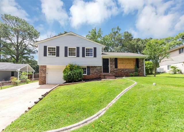 Property at 2767 Kathie Ln, Ellenwood, GA 30294, 3 beds, 2 baths