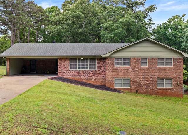 Property at 4433 Lake Forest Dr, Oakwood, GA 30566, 3 beds, 2.5 baths