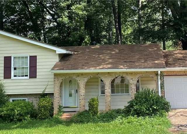 Property at 654 Selden Ct, Jonesboro, GA 30238, 4 beds, 3 baths