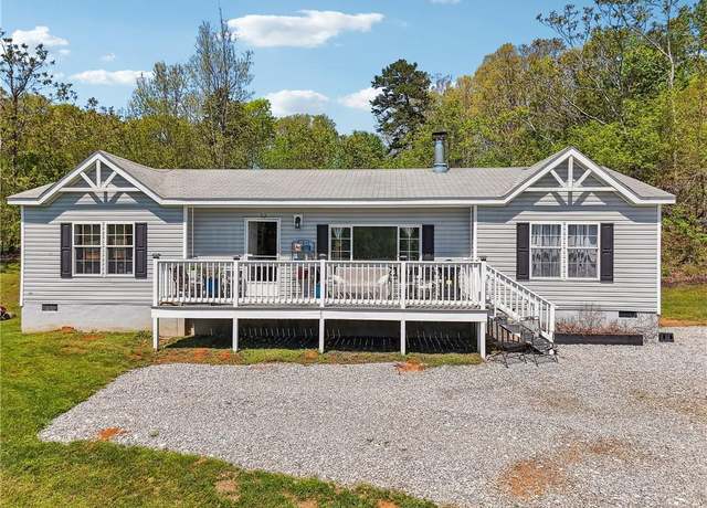 Property at 2496 Venture Dr, Gainesville, GA 30506, 3 beds, 2 baths