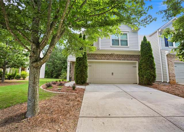 Property at 6250 Crested Moss Dr, Alpharetta, GA 30004, 3 beds, 2.5 baths
