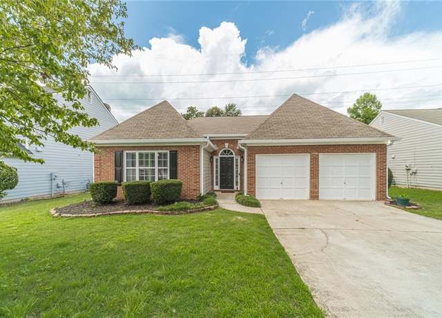 Property at 2895 Dominion Walk Ln, Snellville, GA 30078, 3 beds, 2 baths