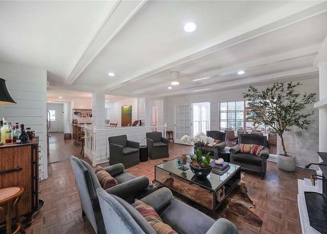 Property at 167 Garden Ln, Decatur, GA 30030, 5 beds, 3 baths
