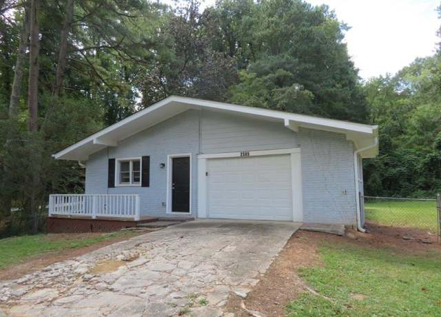 Property at 2585 Westchester Dr, Atlanta, GA 30344, 3 beds, 1.5 baths