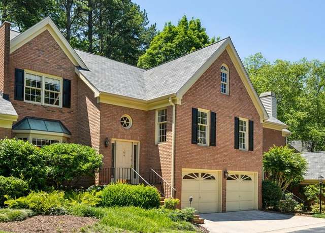 Property at 51 Ivy Chase NE, Atlanta, GA 30342, 3 beds, 2.5 baths