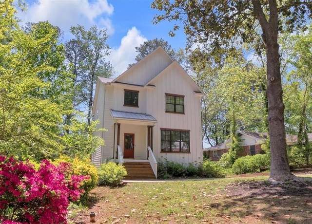 Property at 842 Bridgewater St SW, Atlanta, GA 30310, 4 beds, 3.5 baths