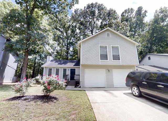 Property at 1169 Oaks Pl, Stone Mountain, GA 30083, 3 beds, 2 baths