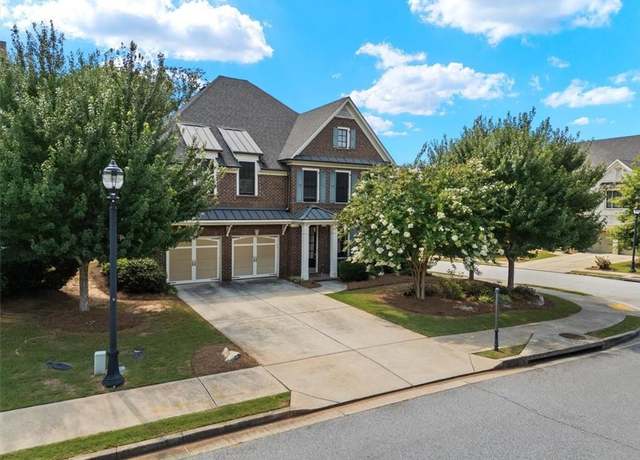 Property at 3496 Brookleigh Ln NE, Atlanta, GA 30319, 4 beds, 3.5 baths